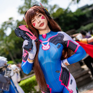ディーバ『オーバーウォッチ』／Tsuru 鶴葵（Instagram：tsuru_cos_aoi）