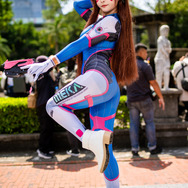 ディーバ『オーバーウォッチ』／Tsuru 鶴葵（Instagram：tsuru_cos_aoi）