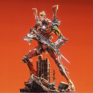 ハリウッドデザイナーの手がける「エヴァンゲリオン2号機」 がなんともメカニカル！瓦礫の街に佇む姿をハイエンドスタチュー化