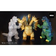 “第3次怪獣ブーム”の「ゴジラソフビ」が令和に復刻！キングギドラは3本それぞれの首と頭が可動し、表情豊かにポージング可能