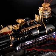 映画「BACK TO THE FUTURE Part III」のクライマックスが蘇る！蒸気機関車型タイムマシン「TIME TRAIN」が超精巧に立体化