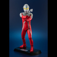 大迫力の40cmスケール「ウルトラセブン」フィギュアが抽選販売！ライト＆サウンドギミックで臨場感を演出