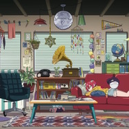 左側に干されたマチュの水着、立て掛けられたパラソル、日焼け止めやニャアンの帽子をまとめたバッグを確認できます。