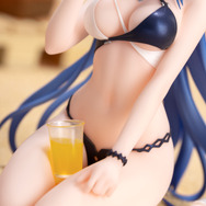 『アズレン』ヘレナの恥じらう表情にドキッ…！着せ替え「光輝のトライアングルウェーブ」モチーフで立体化