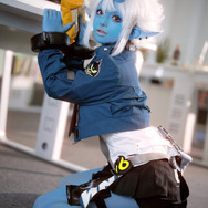 蒼角／六二二同学（X：@sixtutu622）