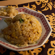 「佑天飯店」「九州一番星」などゲームで通った名店が自宅に！『龍が如く』シリーズのコラボ食器セットが発売へ