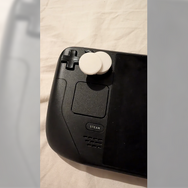 左手の親指が二本あるユーザーがSteam Deckの操作性で悩み―まさかの助け舟が訪れる