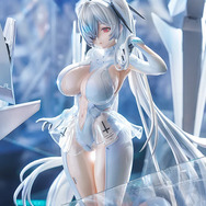 目のやり場に困る…！『勝利の女神：NIKKE』より「シンデレラ」フィギュアの予約は9月17日まで―専用武器「ガラスの靴」も忠実に再現