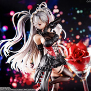 悪戯っぽく微笑む口元から舌先がチラリ…『アズレン』より