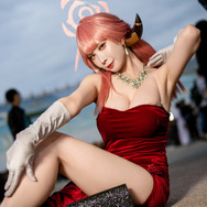 陸八魔アル『ブルーアーカイブ』／小律（Instagram：ritsuoxo、X：@ritsu_OxO）