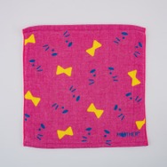 『MOTHER2』戦闘中の”SMAAAASH!!”がTシャツに！スターマンの氷が作れるトレー、サマーズのマップをデザインしたバッグなども先行販売