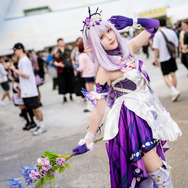 キャストリス『崩壊：スターレイル』／洛洛又餓了（Instagram：xxrakuriii_）