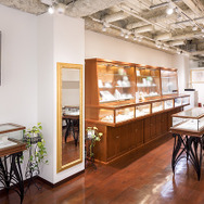 お値段22万！「範馬刃牙」より、筋肉を使って球体状になった「ビスケット・オリバ」極小サイズの金フィギュアが数量限定で予約受付中