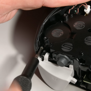 「スイッチ2」純正プロコン、やっぱり「ドリフト」悩まされそう？海外修理チャンネルからみる