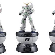 ガンダムベース限定「実物大ユニコーンガンダム立像」フィギュアが、いよいよ発売!カプセルを組み替えることで台座に変形し、約17cmの大迫力に