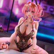 『アズレン』よりブレマートンが着せ替え「ピロー・コンサルテーション」で立体化