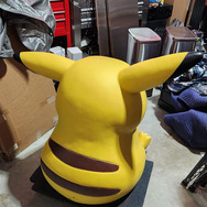 少し不気味？レアなピカチュウの置物が報告される―実は由緒正しい公式品。ほぼ無傷で発掘