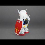 全高約23cmの圧倒的存在感!SDタイプの「RX-78-2ガンダム」ジャンボソフビフィギュアが再登場
