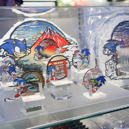 セガ、渋谷に公式ストア「SEGA STORE TOKYO」出店！限定デザインのソニックが展示の新店舗に突撃―COO・内海州史氏も登壇のオープニングセレモニーをレポート