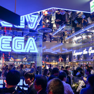 セガ、渋谷に公式ストア「SEGA STORE TOKYO」出店！限定デザインのソニックが展示の新店舗に突撃―COO・内海州史氏も登壇のオープニングセレモニーをレポート