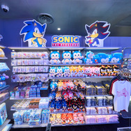 セガ、渋谷に公式ストア「SEGA STORE TOKYO」出店！限定デザインのソニックが展示の新店舗に突撃―COO・内海州史氏も登壇のオープニングセレモニーをレポート