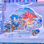 セガ、渋谷に公式ストア「SEGA STORE TOKYO」出店！限定デザインのソニックが展示の新店舗に突撃―COO・内海州史氏も登壇のオープニングセレモニーをレポート