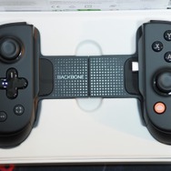 ゲームのお供に選びたいのは間違いなくコイツ!!スマホもPCもイケるコントローラー「Backbone Pro」を実際に触ってみた