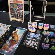 魔女っ娘、守護霊、クリーチャーに金田一耕助まで！ 個性豊かな9タイトルが体験できる「Graph」ブースを要チェック【BitSummit the 13th】