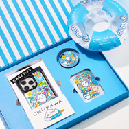 「ちいかわ」夏の開放感とワクワクを詰め込んだスマホアクセサリーが、カラフルで可愛さ満点！