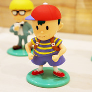 MOTHER 2 ミニキャラフィギュア MOTHER2 ミニフィギュアコレクション 4体セット - メルカリ