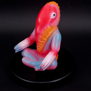 懐かしさ漂う昭和レトロカラー！「ウルトラセブン」人気キャラクターのフィギュア全5種ラインナップーメトロン星人は“ちゃぶ台”が付属