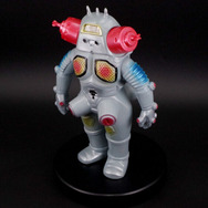 懐かしさ漂う昭和レトロカラー！「ウルトラセブン」人気キャラクターのフィギュア全5種ラインナップーメトロン星人は“ちゃぶ台”が付属