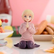 ムチムチニット&黒タイツの質感がバッチリ再現…!「ドカ食いダイスキ!もちづきさん」まさかの立体化