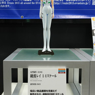 綾波レイ、アスカの大型造形物も！「エヴァワンフェス」珠玉の作品が大集結、放送30周年を記念した特別コラボ企画の様子をお届け【WF2025夏】