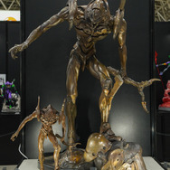 綾波レイ、アスカの大型造形物も！「エヴァワンフェス」珠玉の作品が大集結、放送30周年を記念した特別コラボ企画の様子をお届け【WF2025夏】