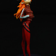 綾波レイ、アスカの大型造形物も！「エヴァワンフェス」珠玉の作品が大集結、放送30周年を記念した特別コラボ企画の様子をお届け【WF2025夏】