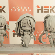 【WF2025夏】今年の夏は『NIKKE』が熱い！通常衣装から夏衣装まで、勝利の女神の麗しいフィギュアが「ワンフェス」に大集結