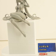 【WF2025夏】今年の夏は『NIKKE』が熱い！通常衣装から夏衣装まで、勝利の女神の麗しいフィギュアが「ワンフェス」に大集結