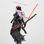 タイツに包まれたムチムチ美脚！『勝利の女神：NIKKE』より「紅蓮：ブラックシャドウ」が立体化