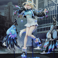 ホロライブ・フワモコやゲーマーズ等身大フィギュアの可愛さが無限大！「ミクxガンダムW」コラボなど「ワンフェス」を電脳アイドルが彩る【WF2025夏】