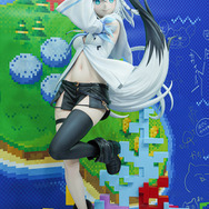 ホロライブ・フワモコやゲーマーズ等身大フィギュアの可愛さが無限大！「ミクxガンダムW」コラボなど「ワンフェス」を電脳アイドルが彩る【WF2025夏】