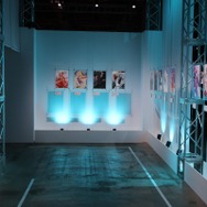 『FGO』最終再臨展へひと足先に参加！心奪われる美麗印刷でイラストの魅力を再発見できたメディア向け内覧会レポート