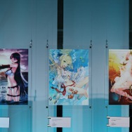 『FGO』最終再臨展へひと足先に参加！心奪われる美麗印刷でイラストの魅力を再発見できたメディア向け内覧会レポート