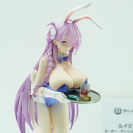 ドキッとする夏衣装から涼やかなドレスまで、「ワンフェス」に猛暑を吹き飛ばす『アズレン』『ブルアカ』美女フィギュアが集結【WF2025夏】