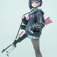 ドキッとする夏衣装から涼やかなドレスまで、「ワンフェス」に猛暑を吹き飛ばす『アズレン』『ブルアカ』美女フィギュアが集結【WF2025夏】