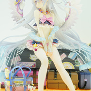 ドキッとする夏衣装から涼やかなドレスまで、「ワンフェス」に猛暑を吹き飛ばす『アズレン』『ブルアカ』美女フィギュアが集結【WF2025夏】