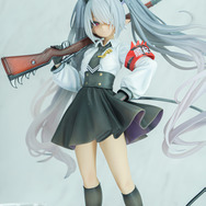 ドキッとする夏衣装から涼やかなドレスまで、「ワンフェス」に猛暑を吹き飛ばす『アズレン』『ブルアカ』美女フィギュアが集結【WF2025夏】