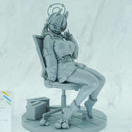 ドキッとする夏衣装から涼やかなドレスまで、「ワンフェス」に猛暑を吹き飛ばす『アズレン』『ブルアカ』美女フィギュアが集結【WF2025夏】