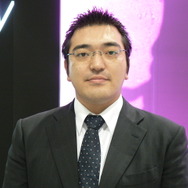 ケータイMMO『ネバーワールドオンライン』、その開発の舞台裏とは