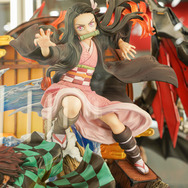 究極の肉体美バニーキャミーに「鬼滅」、人気絵師作品まで「ワンフェス」で見つけた気になるフィギュアをまとめてお届け！【WF2025夏】